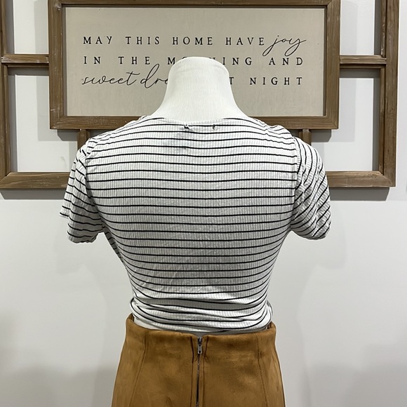 wrap top - Picture 4 of 5